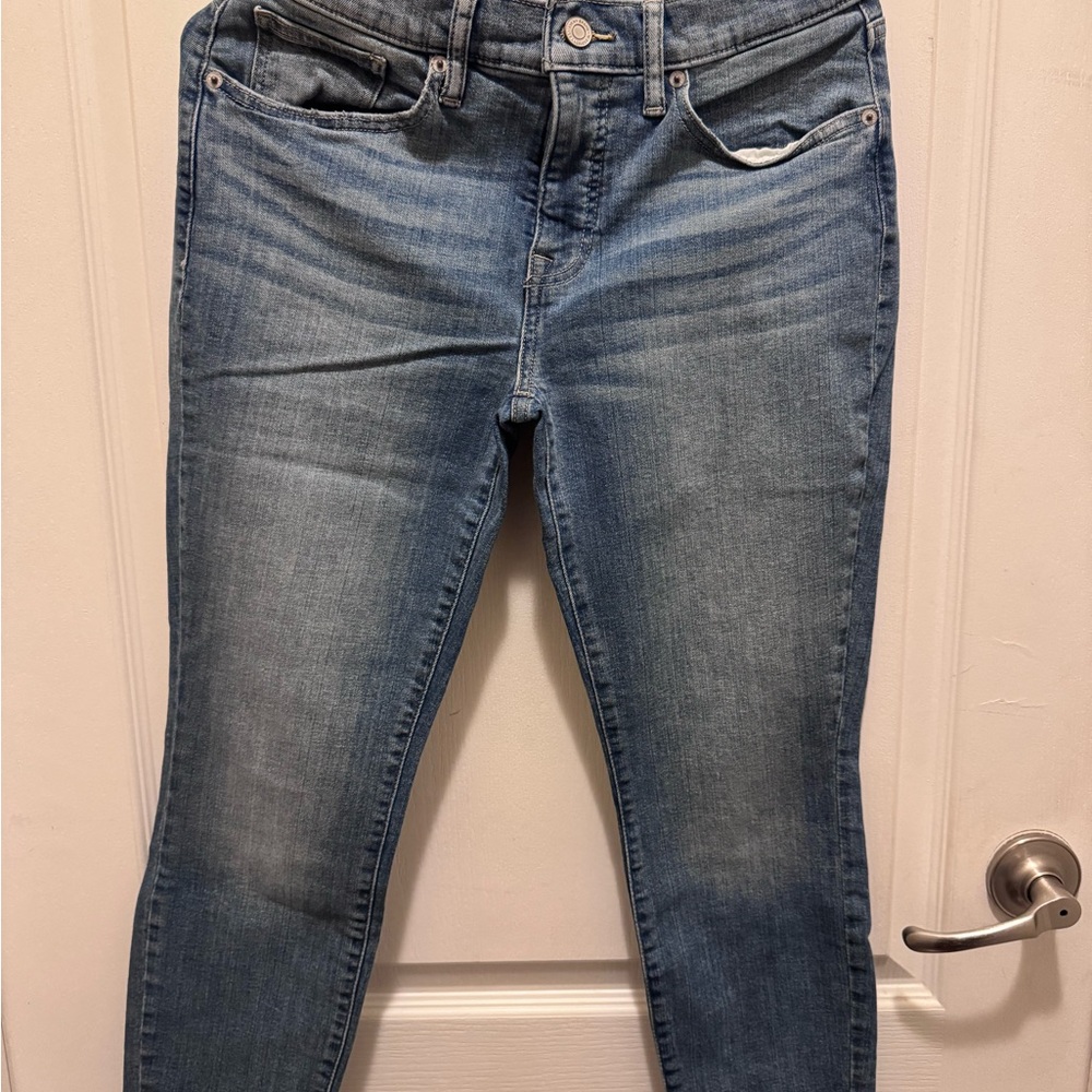 Lucky Brand Women's Light Blue Skinny Jeans